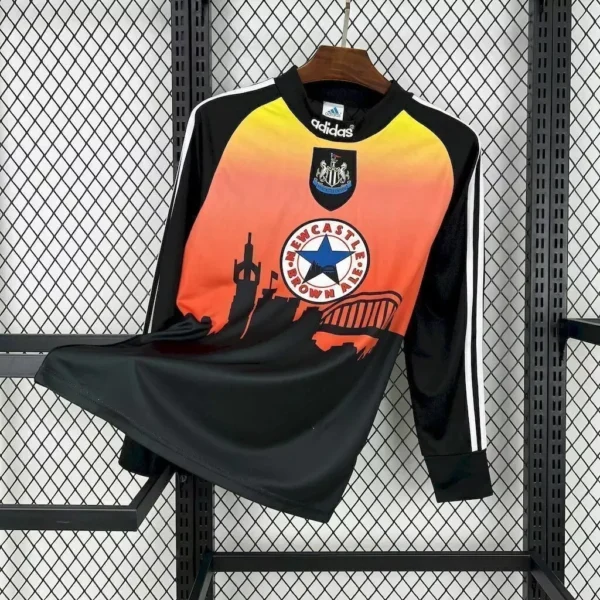Camisa Newcastle United 1996/97 - Retrô - Goleiro - Manga Longa