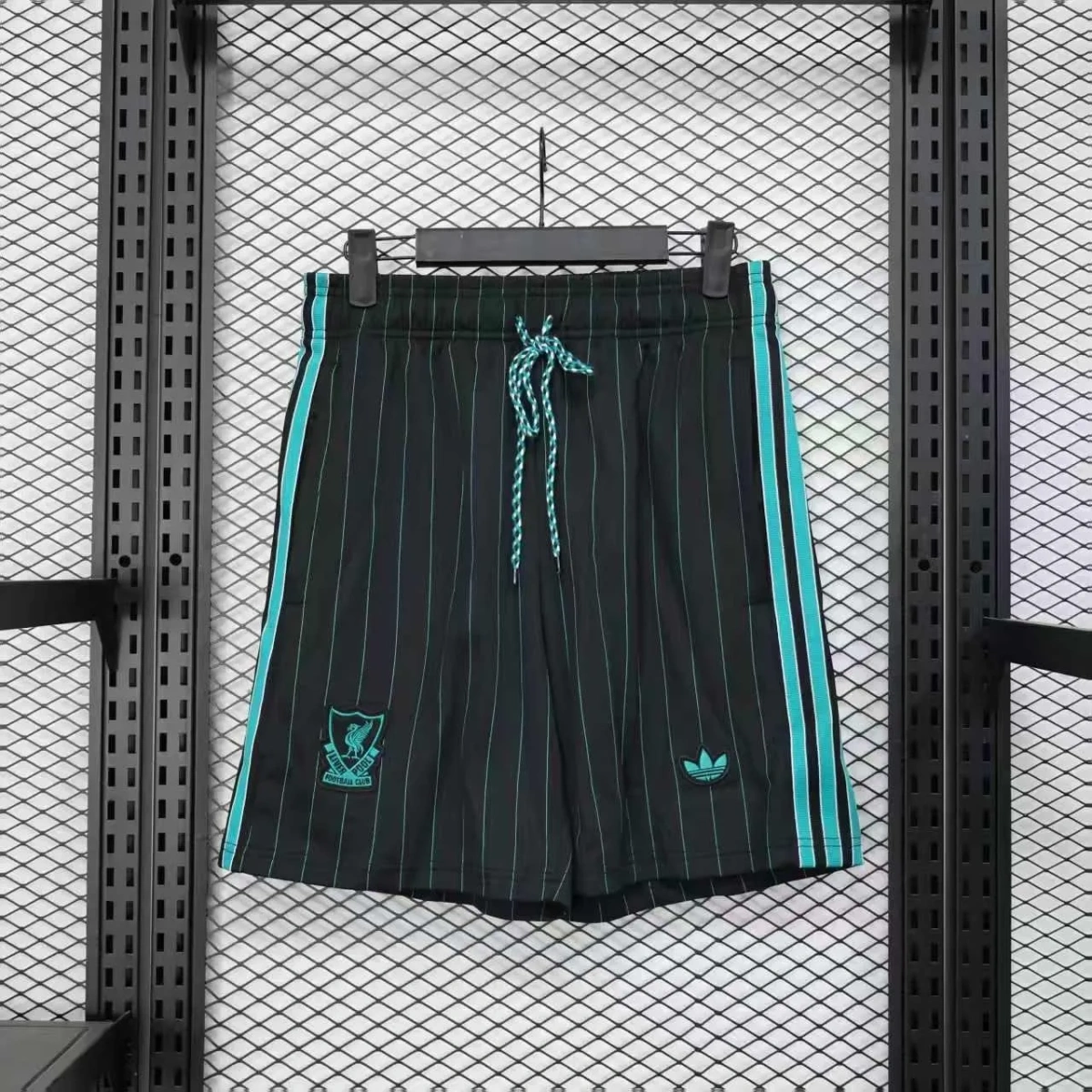 Short Liverpool 25/26 - Terrace Icons