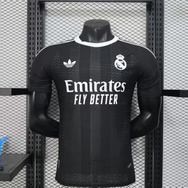 Camisa Real Madrid 25/26 - Versão Jogador - Goleiro