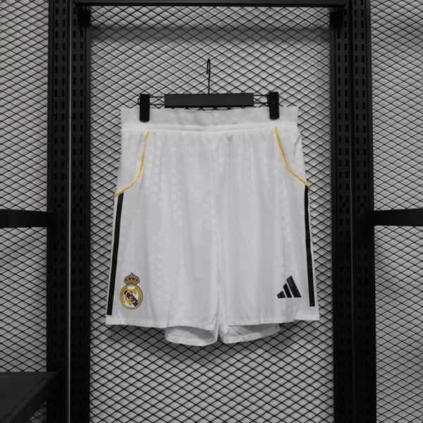 Short Real Madrid 25/26 Home - Versão Jogador