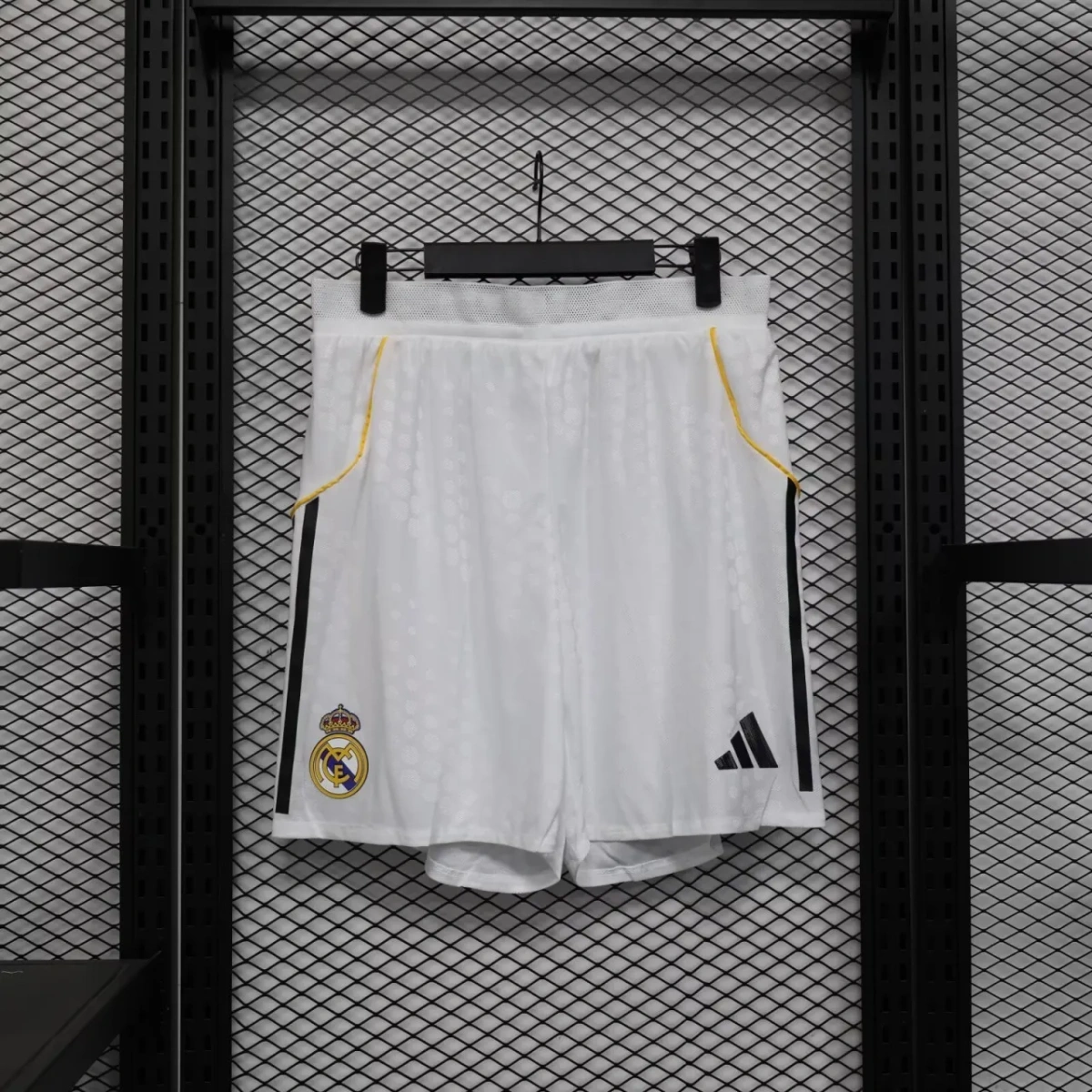 Short Real Madrid 25/26 Home - Versão Jogador