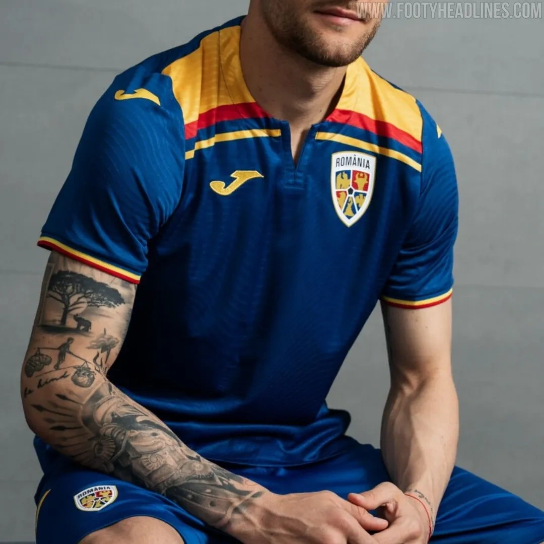 Camisa Romênia 25/26