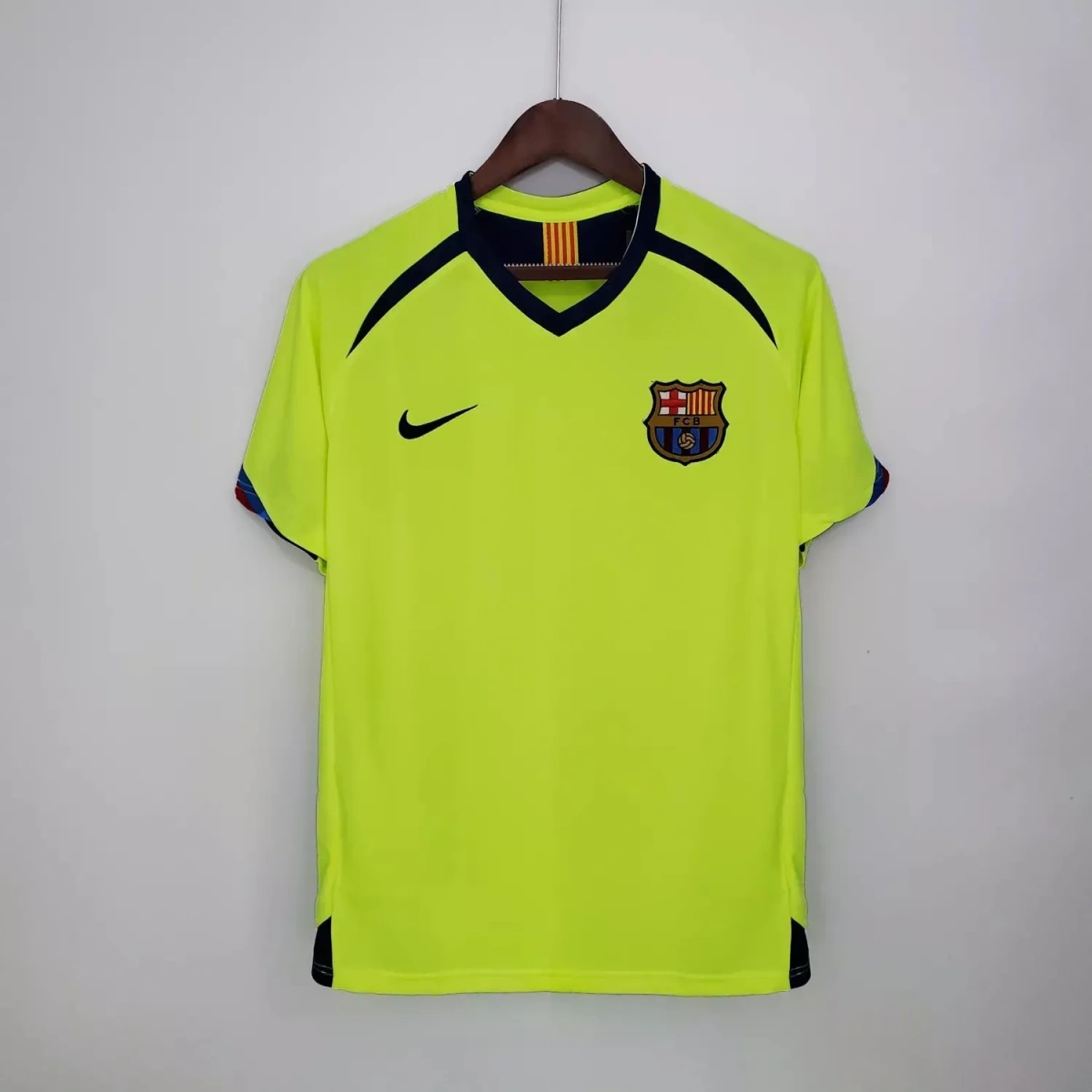 Camisa Barcelona 2005/06 Away - Retrô