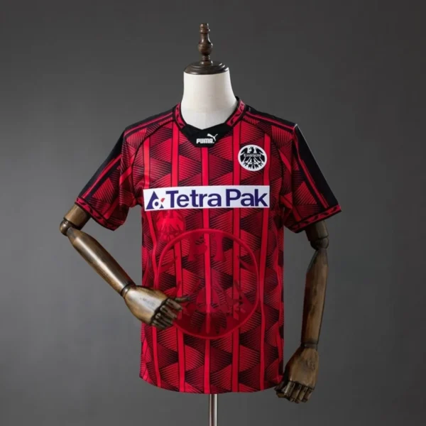 Camisa Eintracht Frankfurt 1995/96 Home - Retrô