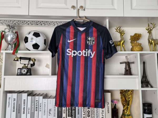 Camisa Barcelona Home - Versão Jogador