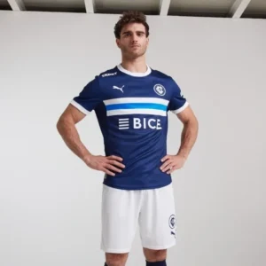 Kit Camisa + Short Universidad Católica 2025 Away