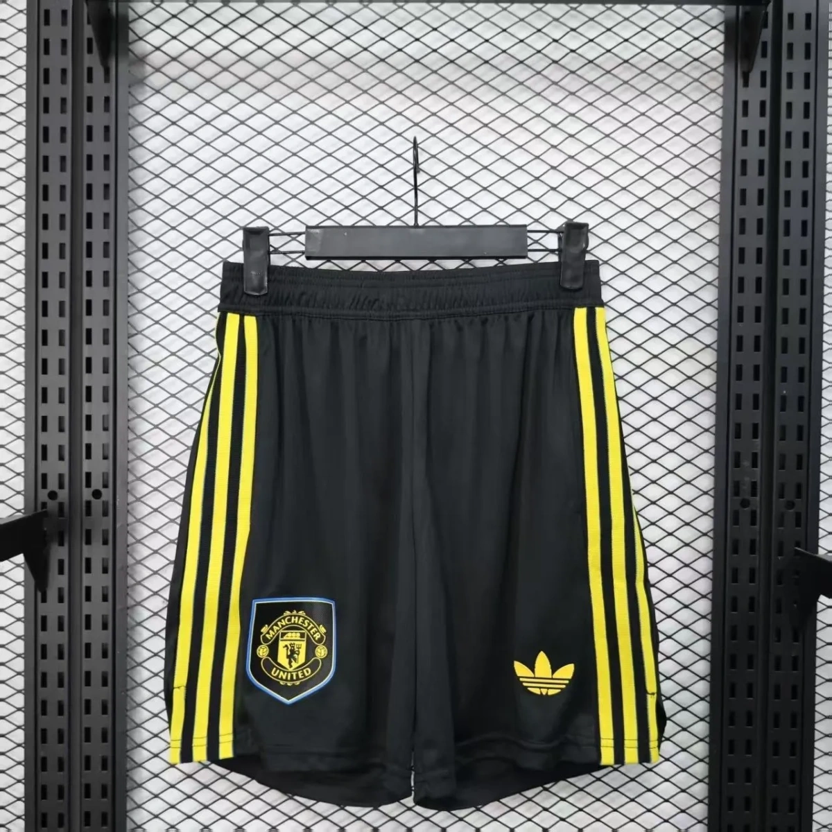Short Manchester United 25/26 Terceira - Versão Jogador