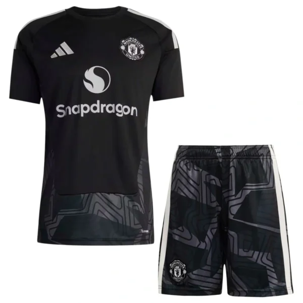 Kit Camisa + Short Manchester United 2026/27 - Goleiro